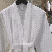 Áo Choàng Spa (Tổ Ong) – Sự Lựa Chọn Hiện Đại Cho Spa Chuyên Nghiệp